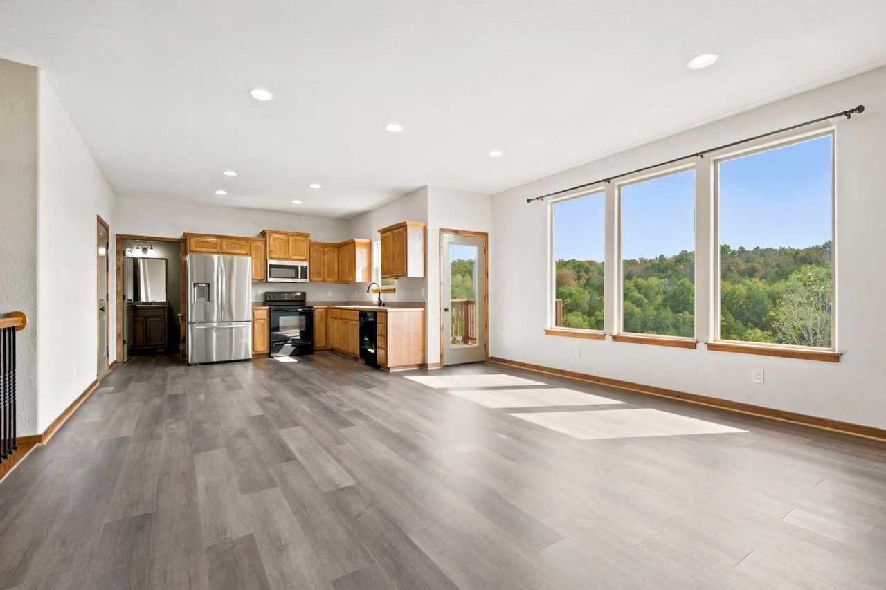 107 Jury Ln - Photo 5 of 17