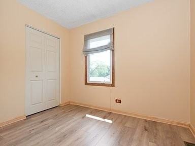 16203 Fox Ct - Photo 2 of 20