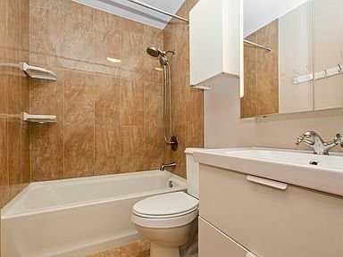 16203 Fox Ct - Photo 4 of 20