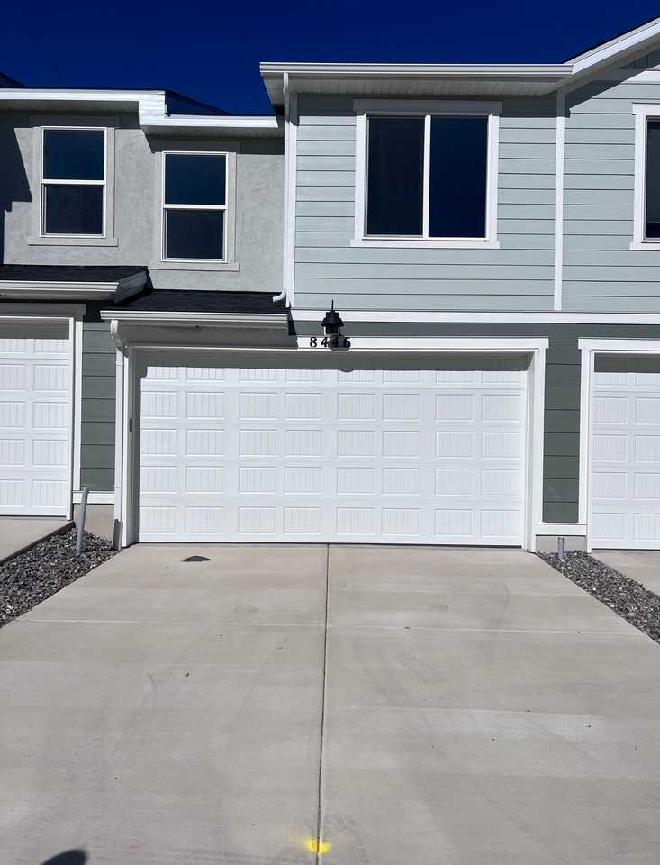 8446 W Meadow Bank Way - Photo 2 of 14