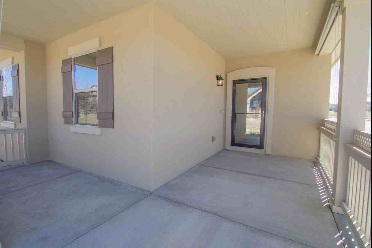 1810 Volterra Way - Photo 5 of 20