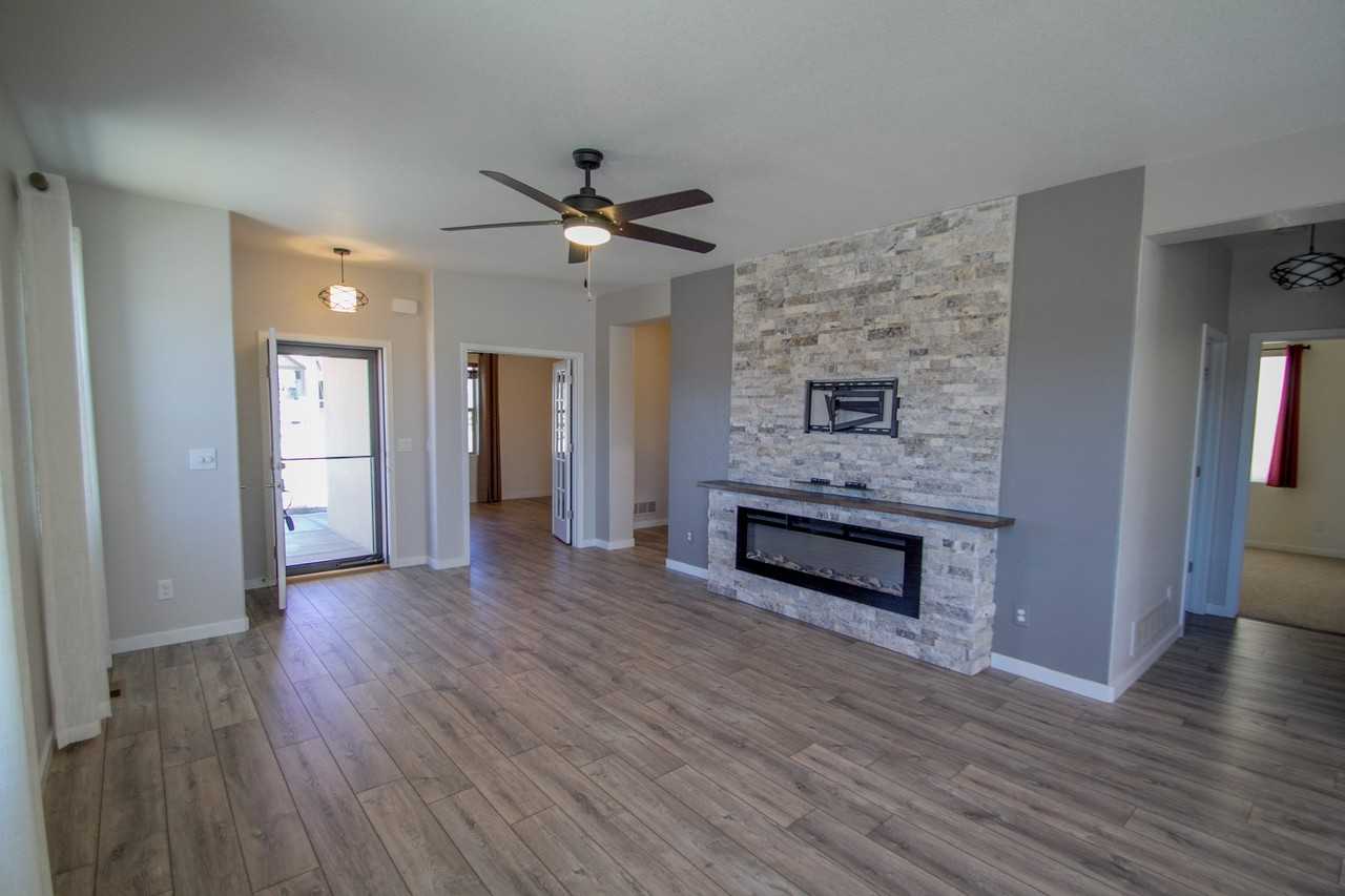 1810 Volterra Way - Photo 7 of 20