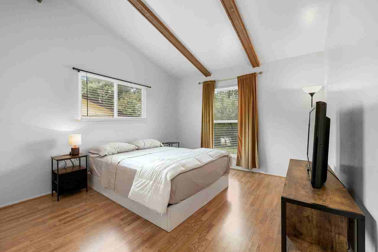 5523 Castle Way - Photo 3 of 9