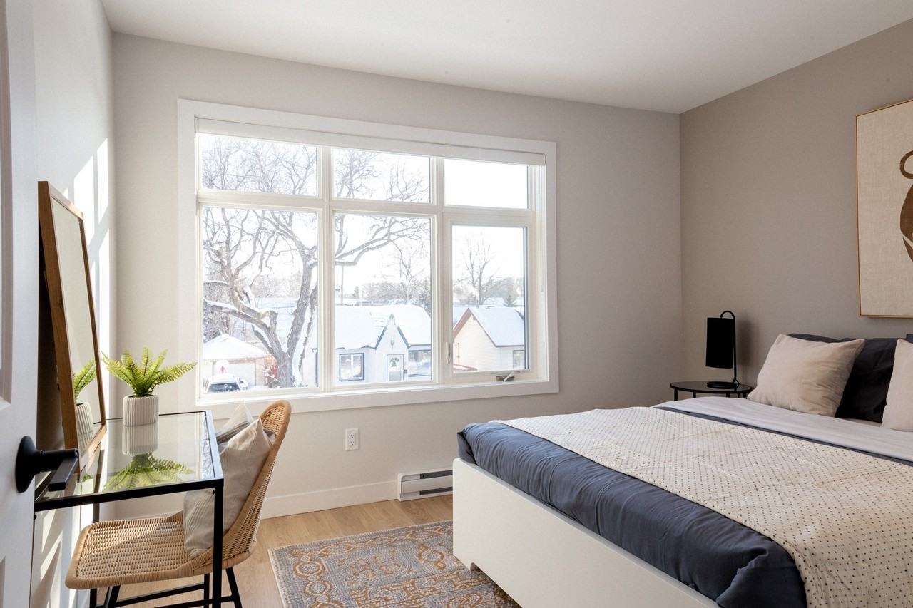 91 Crystal Avenue #2 - Photo 7 of 11