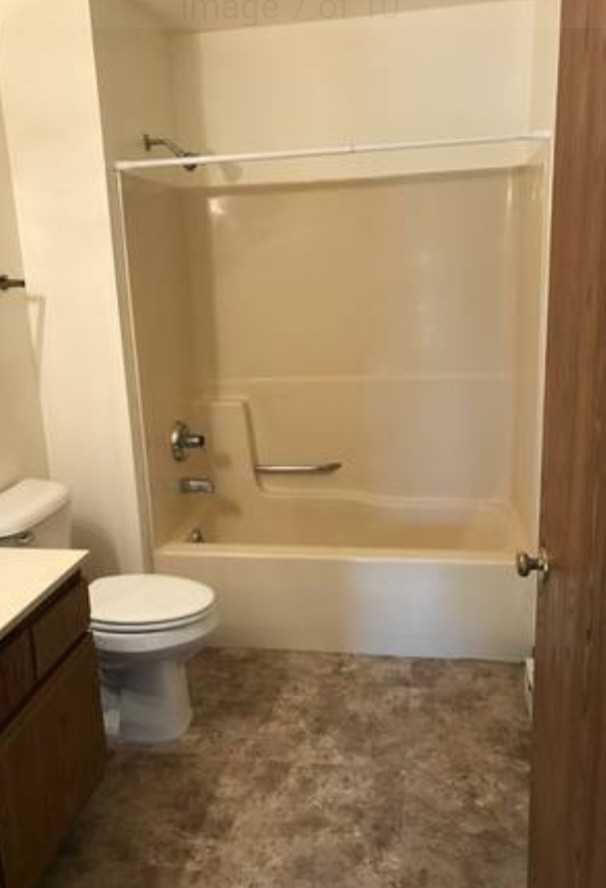 105 Michaels Ct #105 - Photo 4 of 7