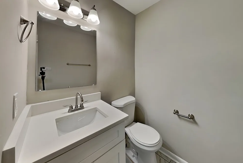 690 Frankfort Dr #NA - Photo 6 of 8