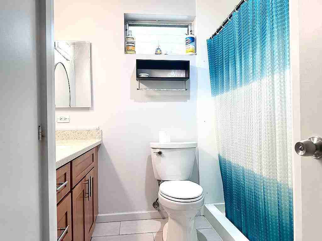 469 Ena Rd #618 - Photo 6 of 9