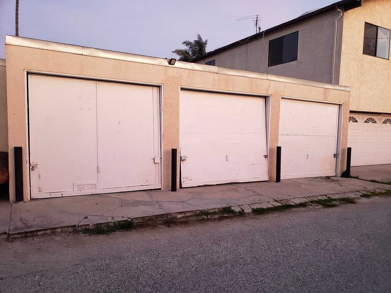 2225 South Mesa Street - Photo 4 of 4
