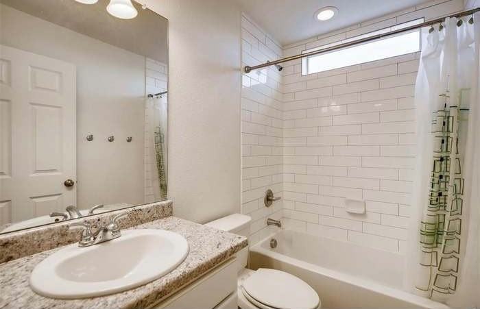 19128 East 54th Place - Photo 5 of 9