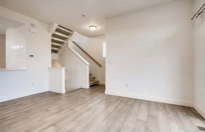 19128 East 54th Place - Photo 2 of 9