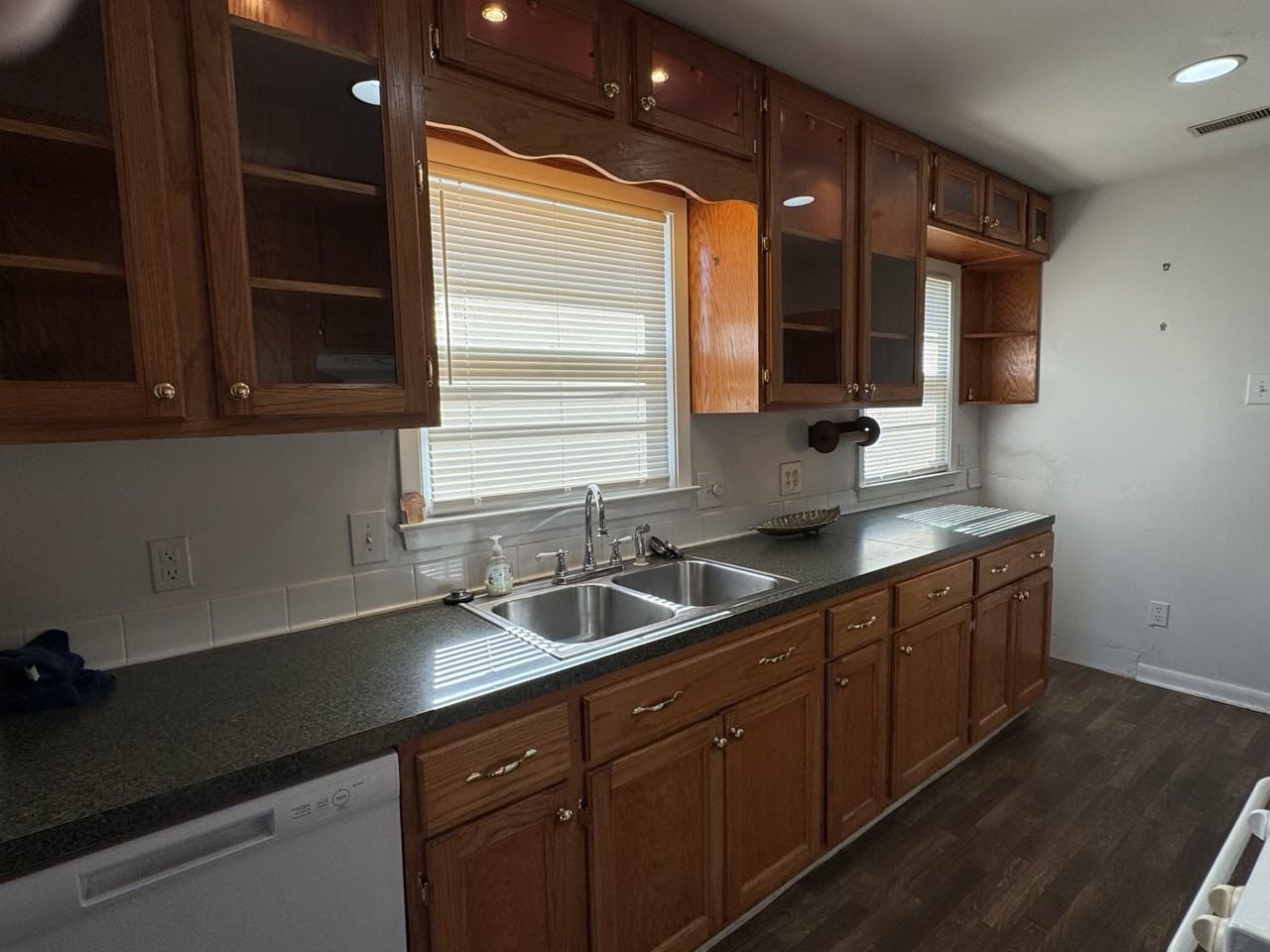 4783 Lynn Rd #NA - Photo 5 of 18
