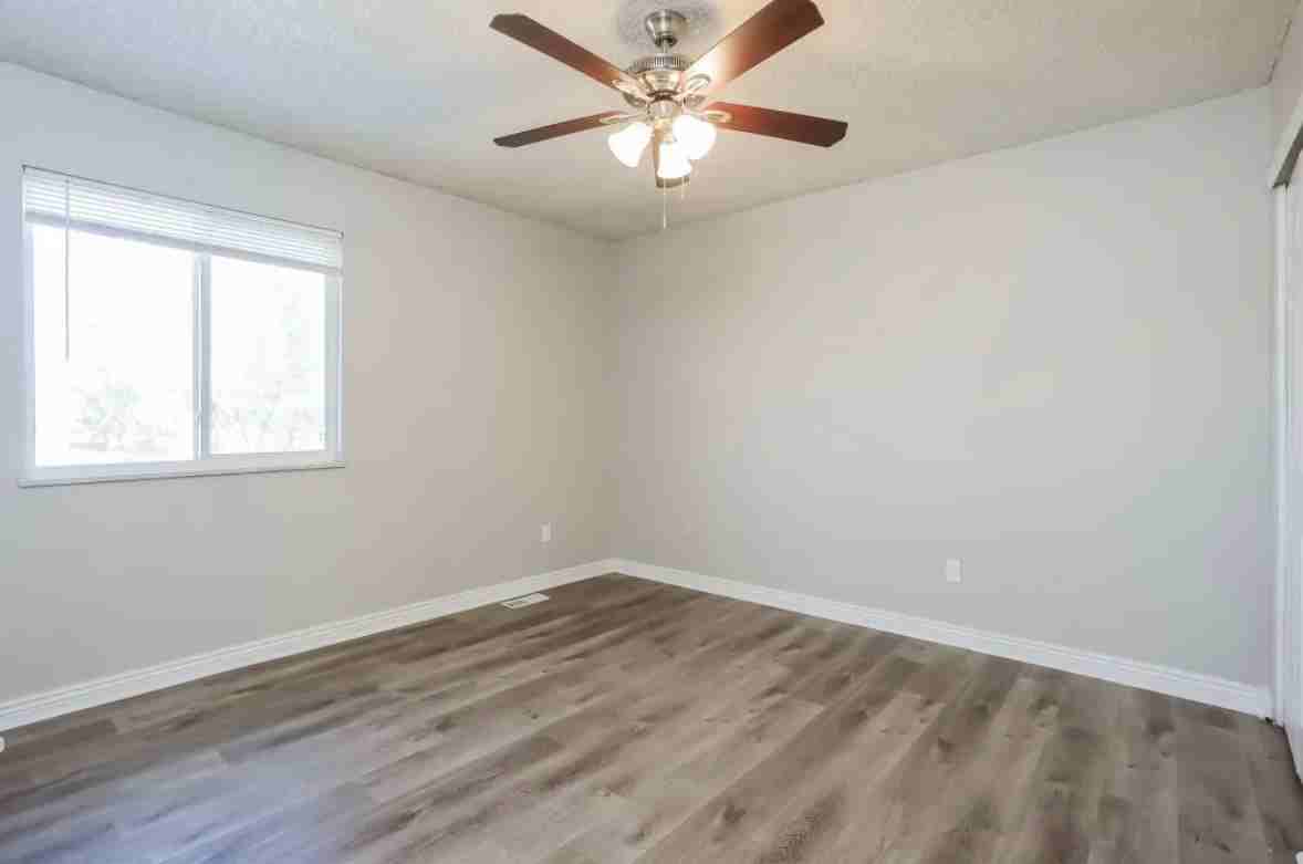7430 Garden Gate Drive - Photo 6 of 11