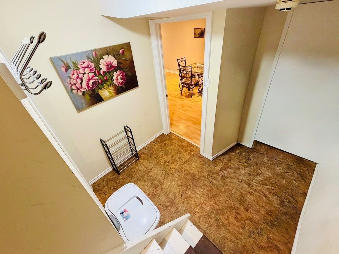 146 Crosby Ave - Photo 3 of 14