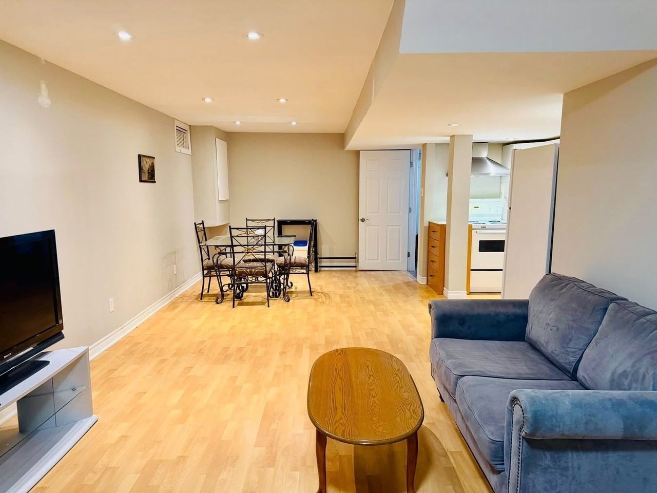 146 Crosby Ave - Photo 6 of 14