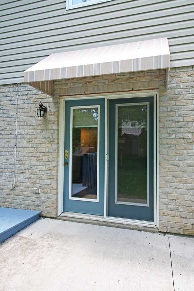 1053 Waterbury Cres - Photo 6 of 6