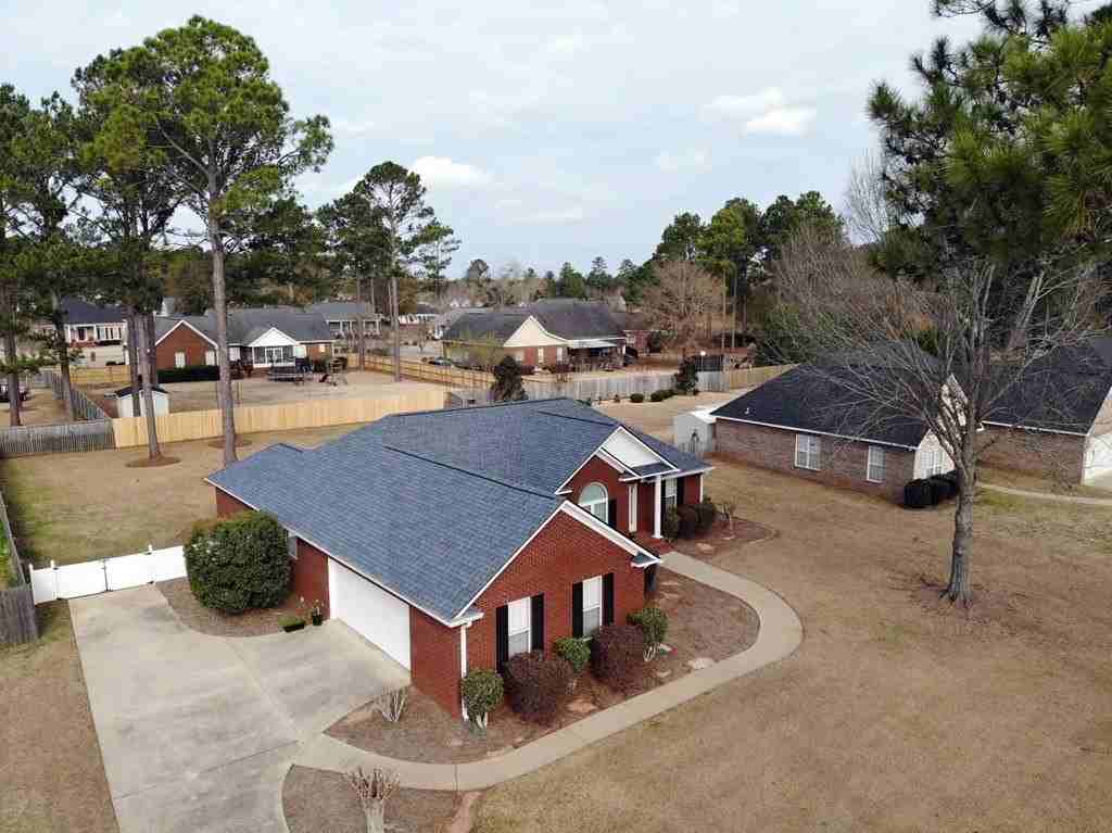 150 Fairethorne Dr - Photo 3 of 13