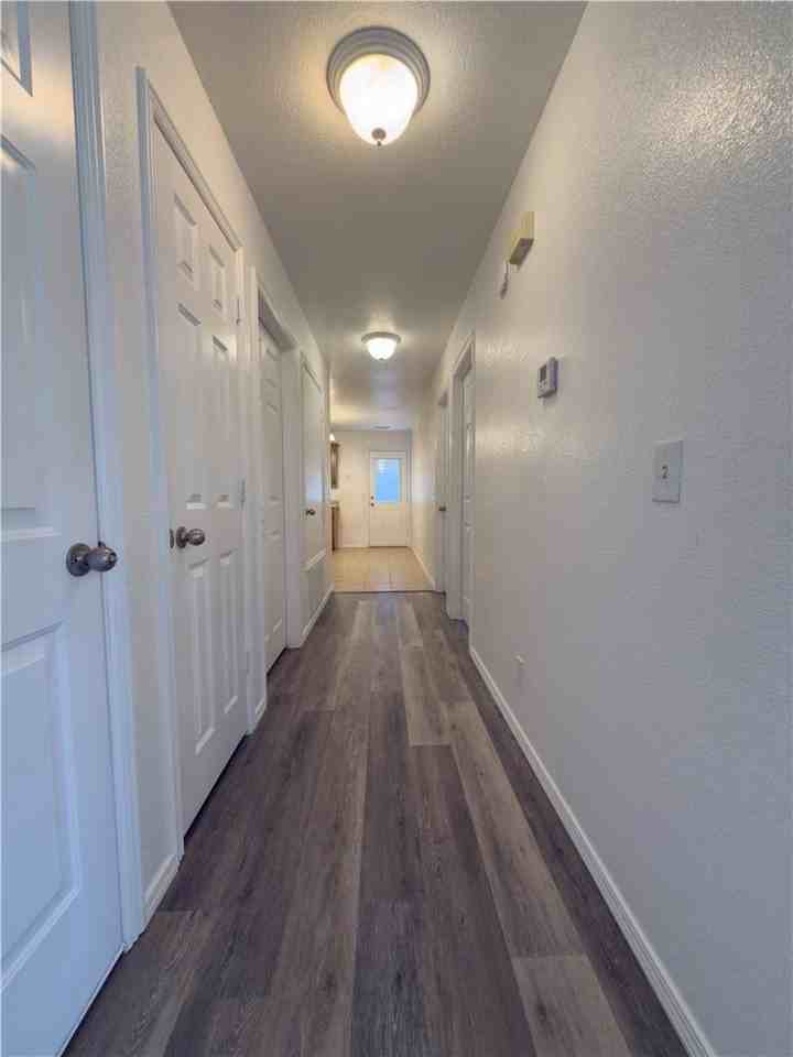 653 Appleridge Dr - Photo 5 of 13