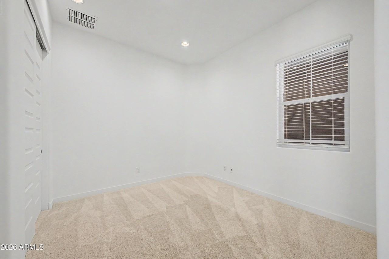 7646 W Desert Spoon Dr - Photo 7 of 46