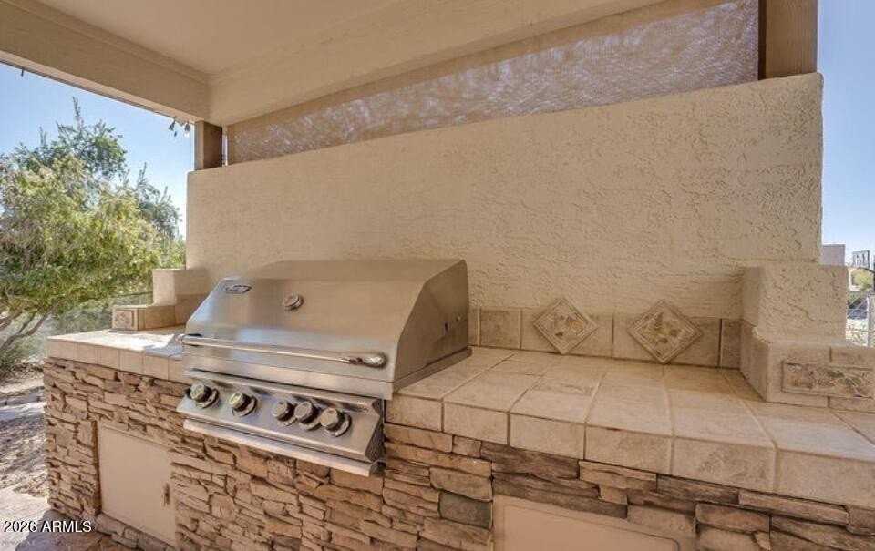 6121 E Milton Dr - Photo 5 of 12