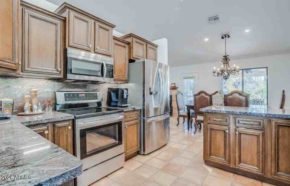 6121 E Milton Dr - Photo 6 of 12