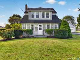 featured image of 44 Sea View Ave