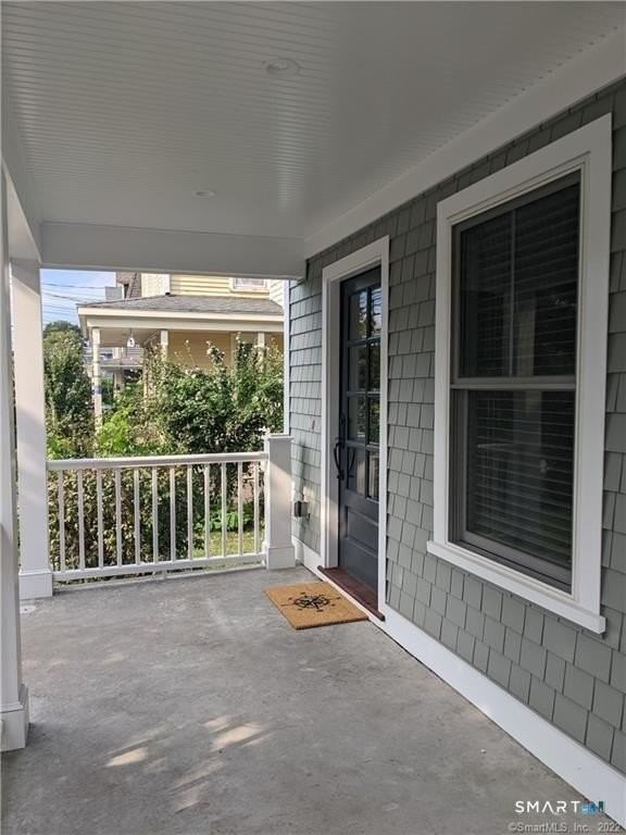 19 Cove Ave #1stFL - Photo 3 of 39