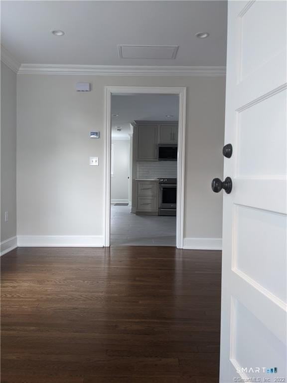 19 Cove Ave #1stFL - Photo 5 of 39