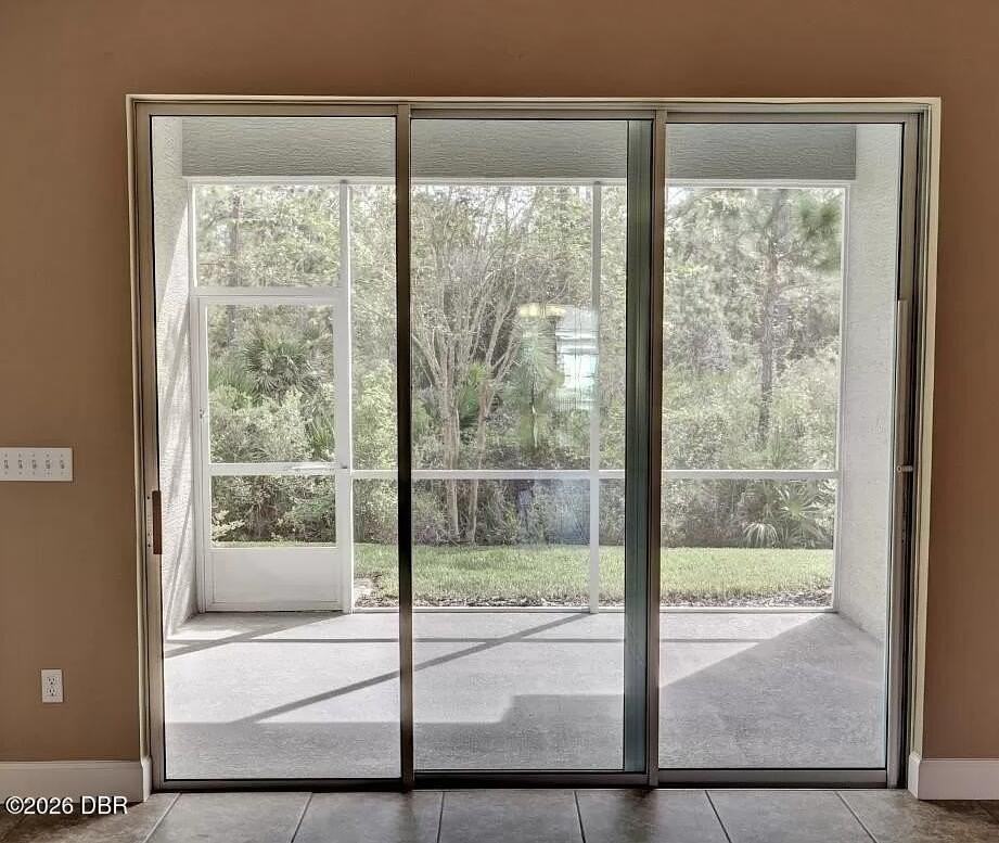 814 Aldenham Ln - Photo 7 of 20