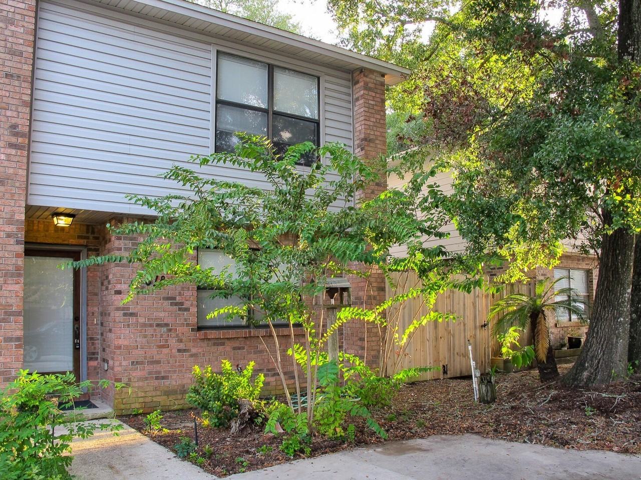 618 Virginia Oak Ct - Photo 2 of 23