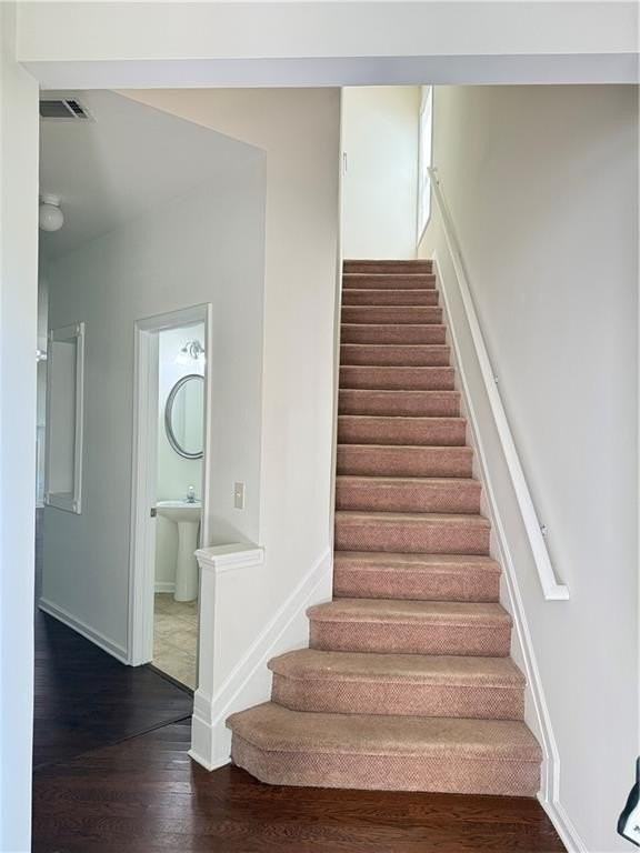 5925 Ellington Cv - Photo 2 of 26