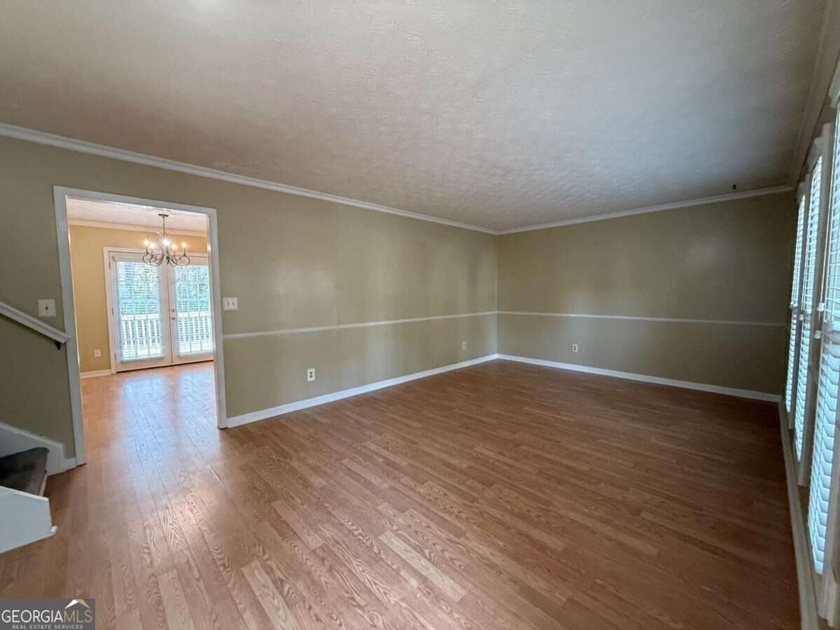 7719 Glen Devon Rd - Photo 7 of 38