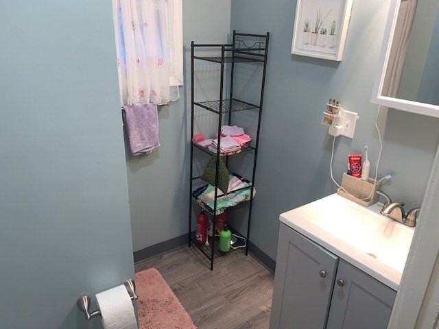 3917 Main St - Photo 6 of 11