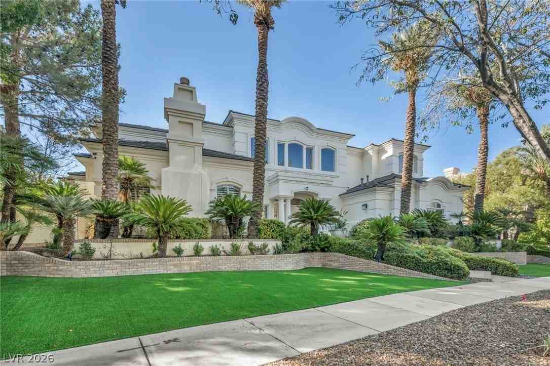 1521 Champion Hills Ln