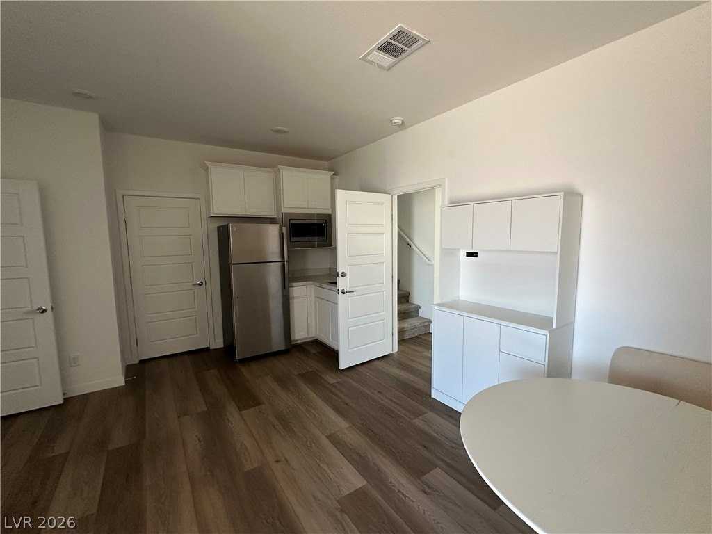 4136 Paragon Crest Ct - Photo 4 of 25