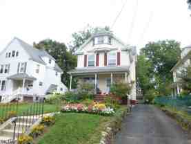 521 Summit Ave - Photo 1 of 1