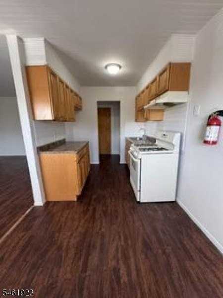 270 Bloomfield Ave #C7