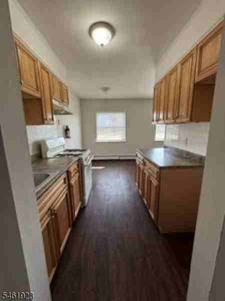 270 Bloomfield Ave #C7 - Photo 2 of 16