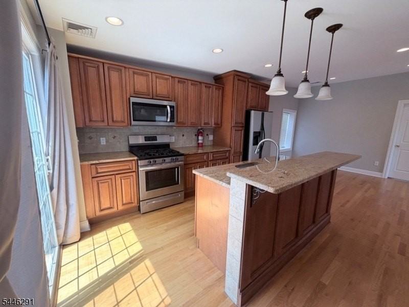 76 mohawk ave - Photo 3 of 8