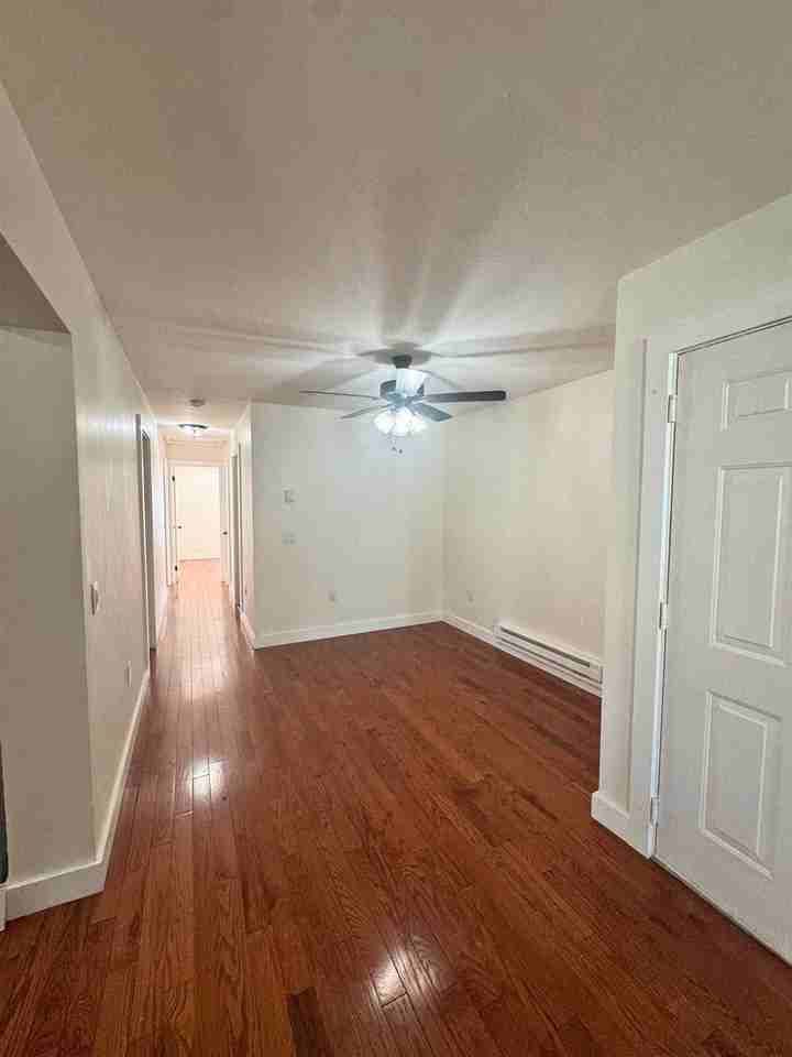 123 Orient Ave - Photo 3 of 13