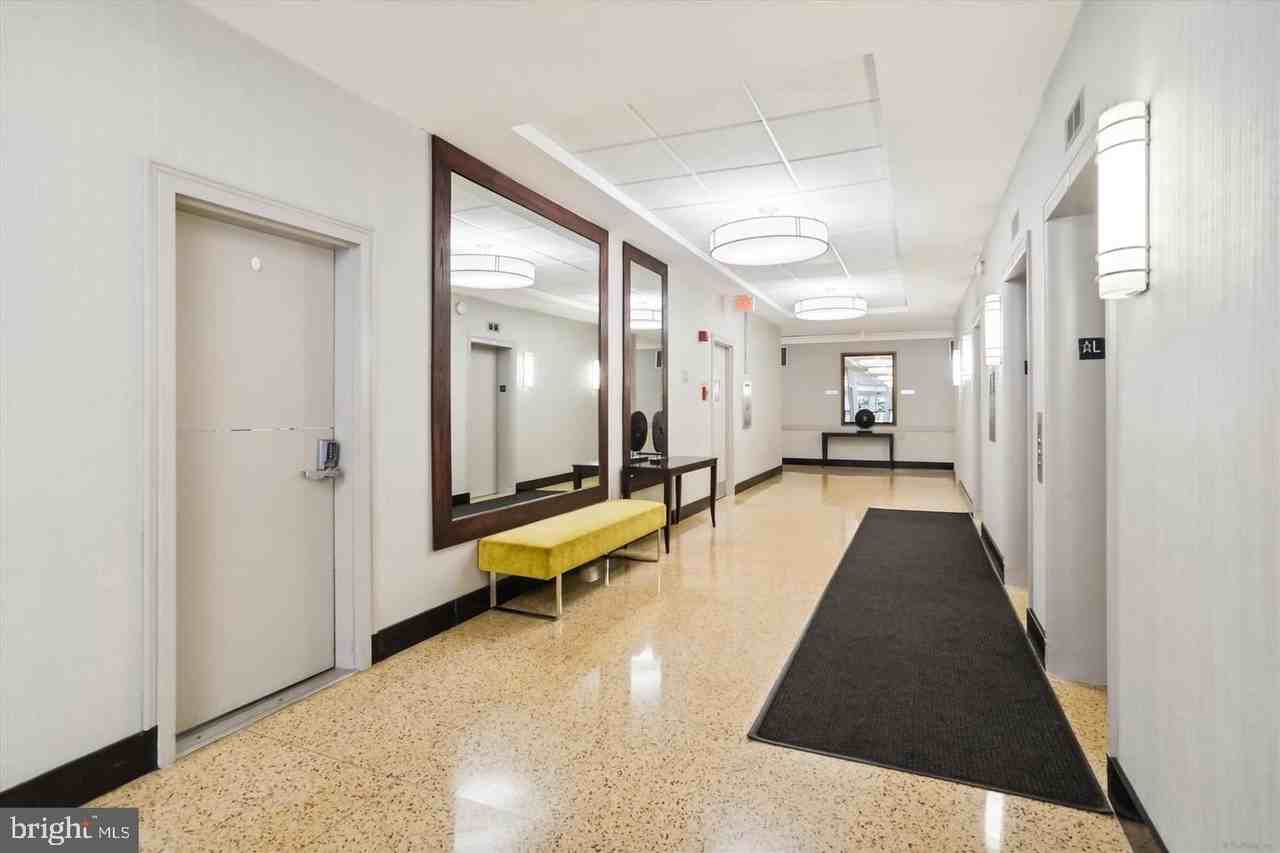 10500 Rockville Pike - Photo 5 of 38