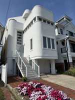 featured image of 1210 Pleasure Ave