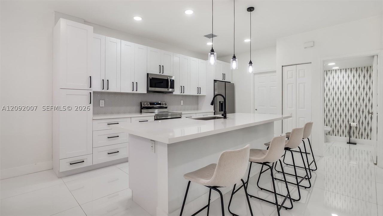 17775 Sw 23rd St - Photo 7 of 50