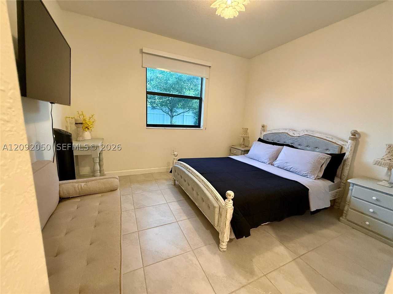 22751 Sw 131st Ave #MAIN - Photo 2 of 30