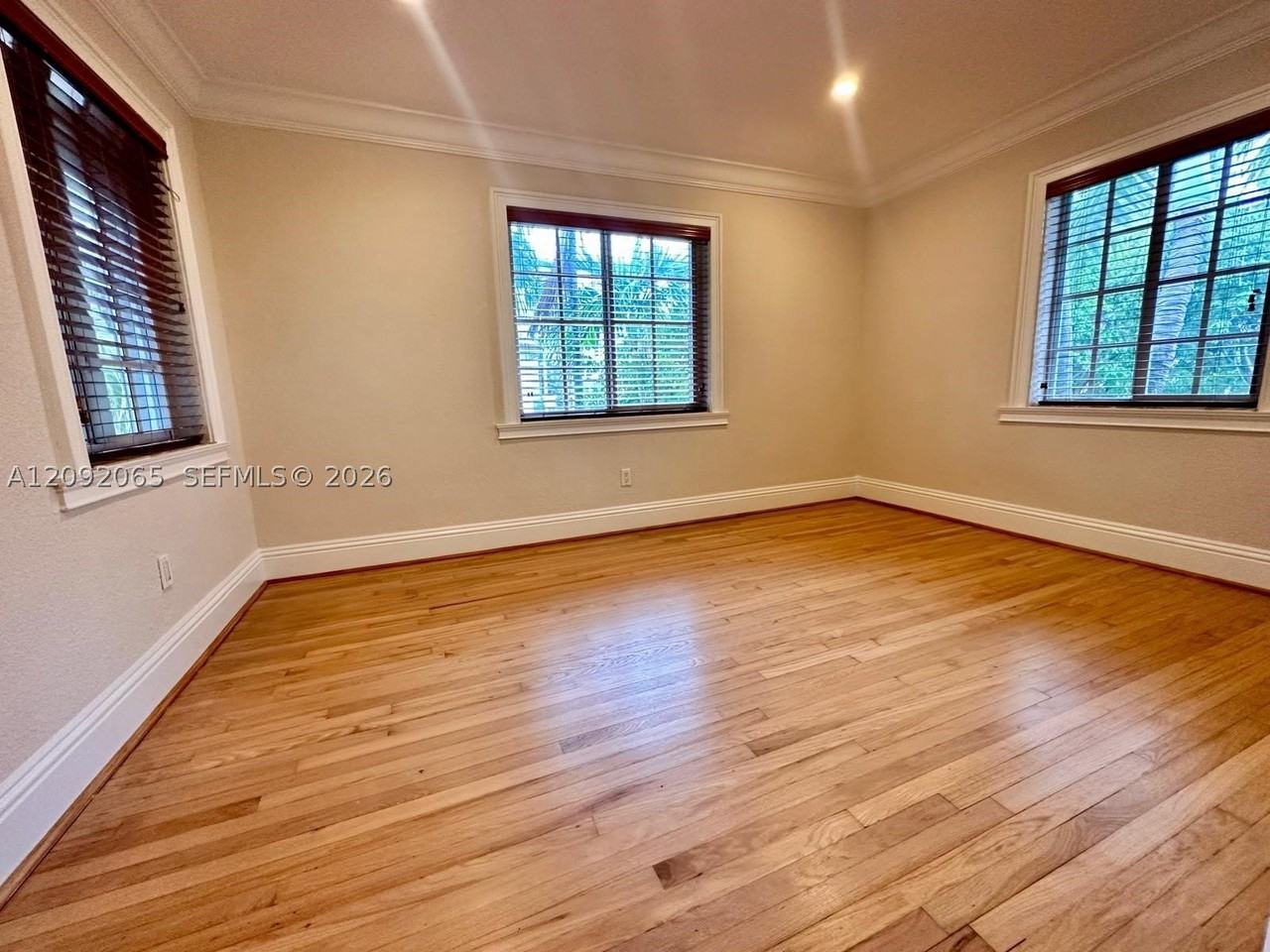 1551 West Ave #3 - Photo 6 of 8