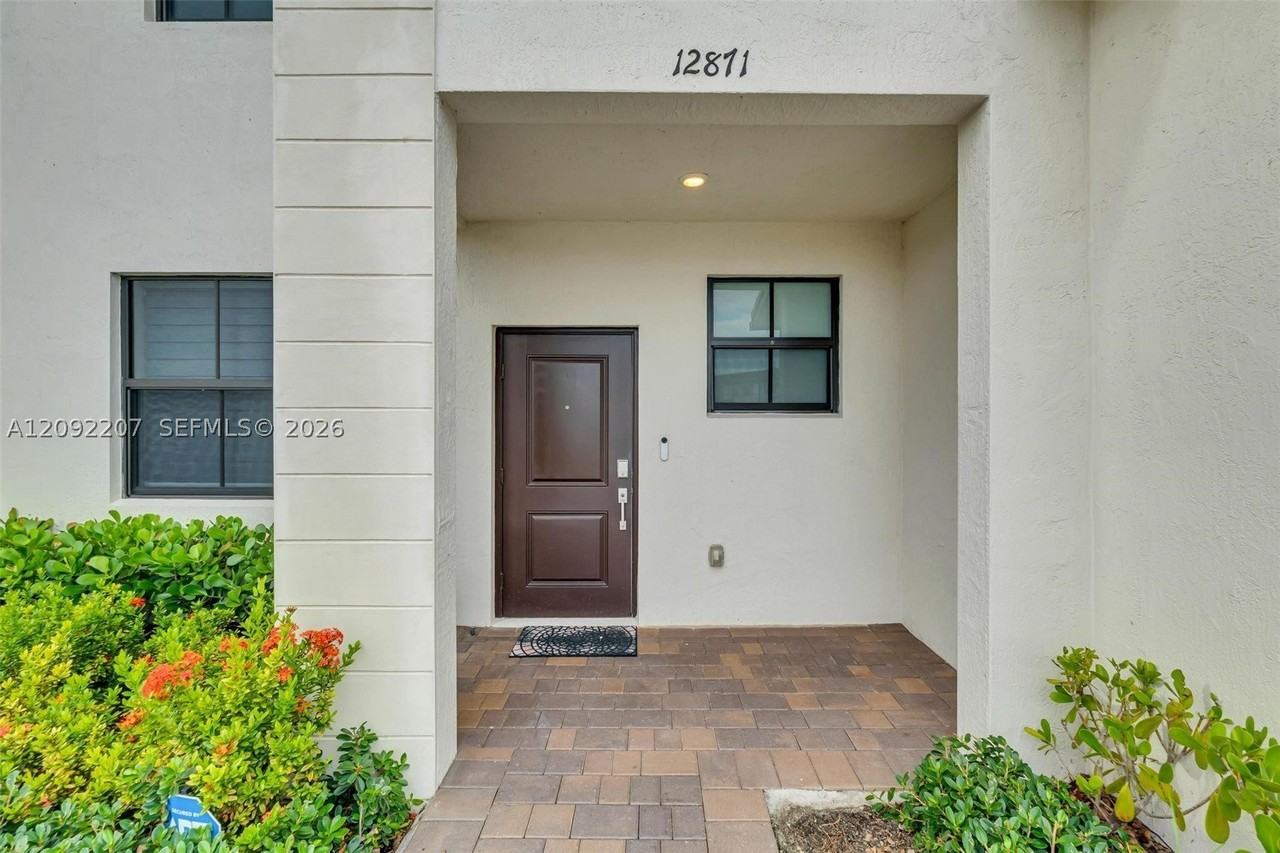 12871 Sw 233rd Ter #12871 - Photo 5 of 40