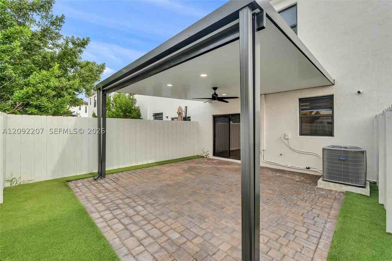 12871 Sw 233rd Ter #12871 - Photo 7 of 40
