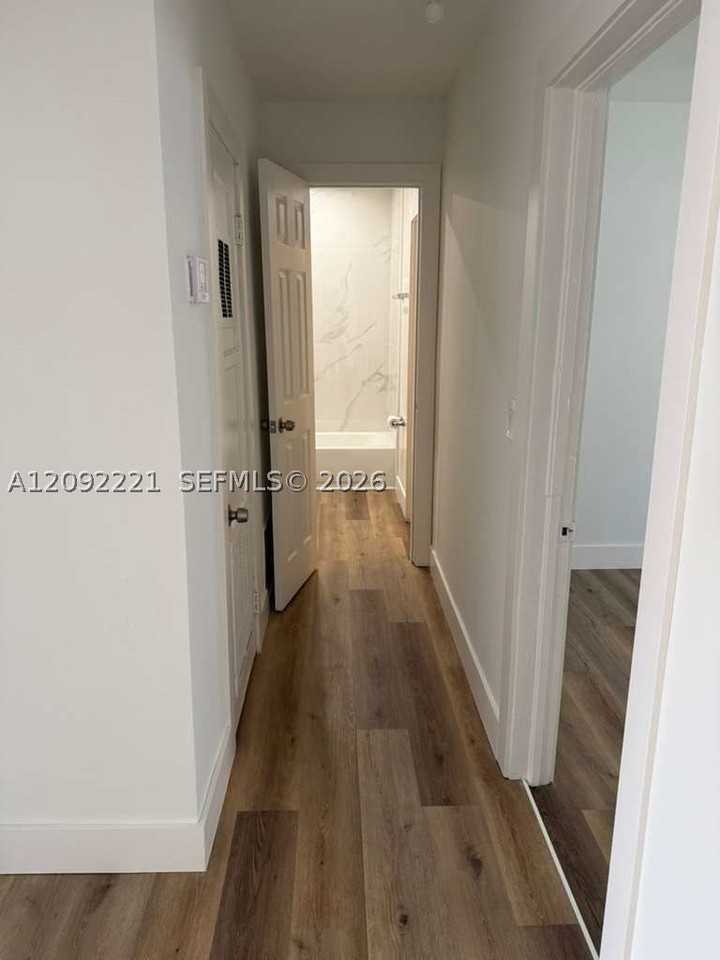 41 Nw 34th Ave #1 - Photo 7 of 16