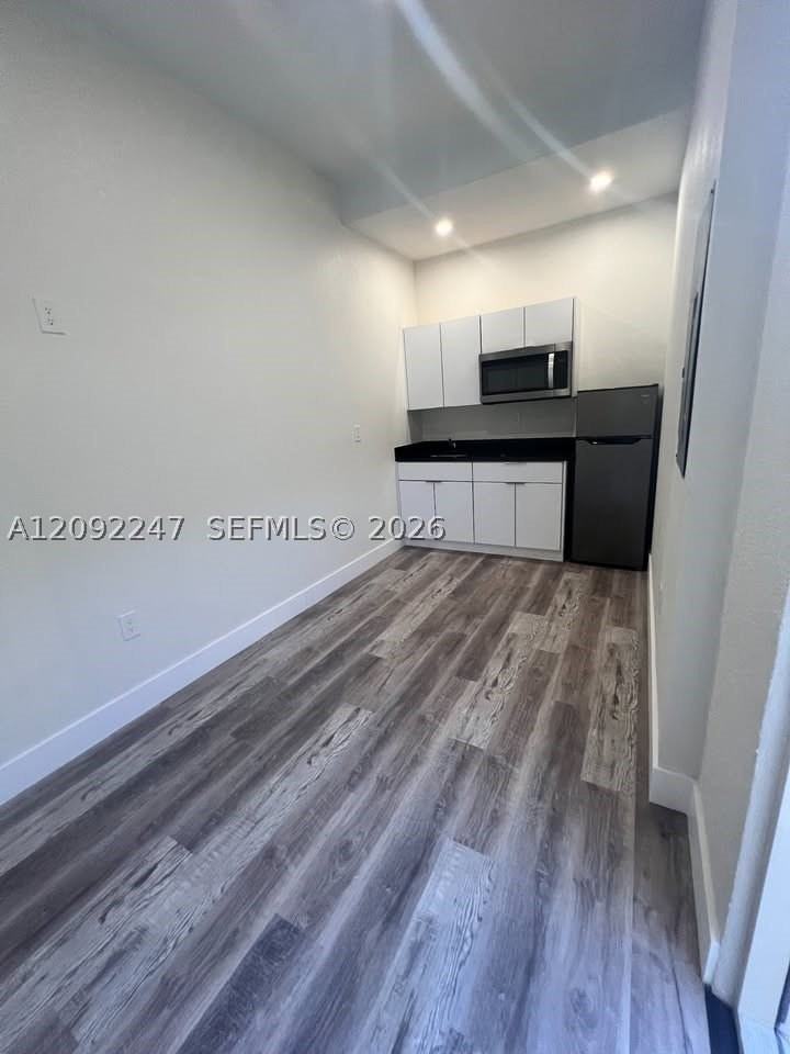 1031 Ne 17th Ter #0 - Photo 3 of 23