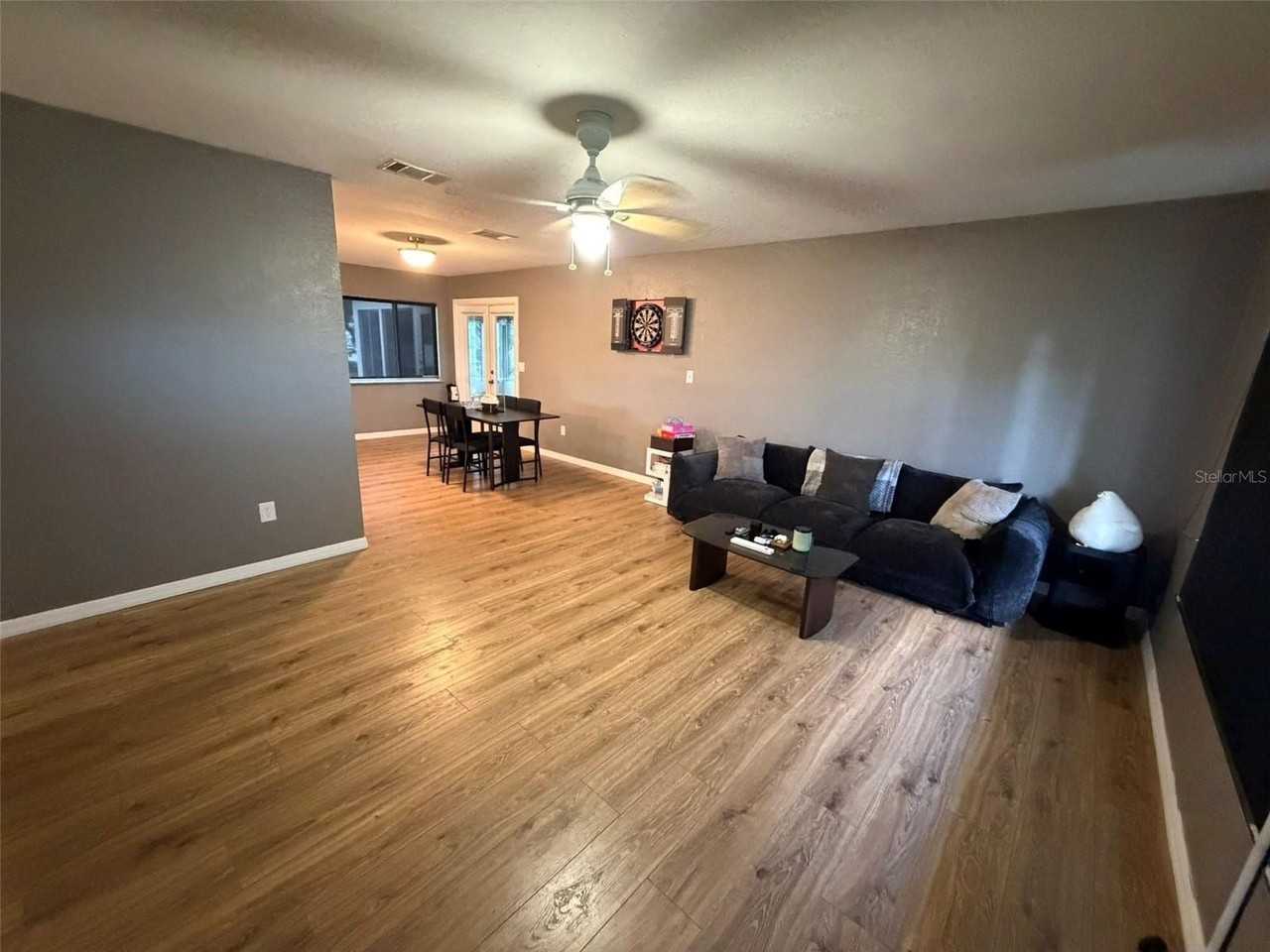 8620 Alam Ave - Photo 3 of 19