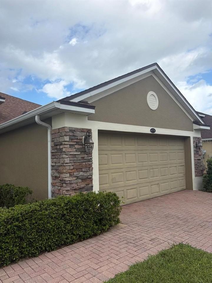 4576 Barbados Loop - Photo 2 of 38